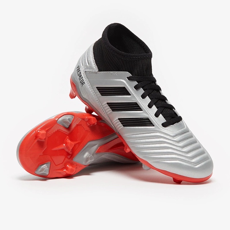 Adidas รองเท้าสตั๊ด Predator 19.3 Firm (Size 8 UK , 42 EU)
