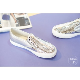 Sales 40% ส่งฟรี ...“SIXX ” Slip On สีเงินฟรุ้งฟริ่ง..เกร๋ไม่เมือนใคร