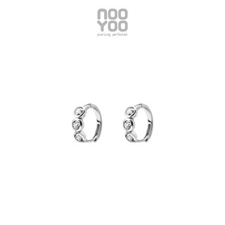 NooYoo ต่างหูสำหรับผิวแพ้ง่าย Hoop with Triple Bezel CZ (ขาว/ทอง)