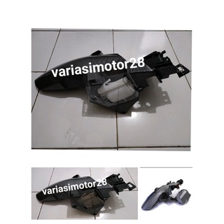 บังโคลนใต้ท่อน้ําหม้อน้ํา vario 125 vario 150 new 2018 2020 คาร์บอน Nemo Under hugger vario