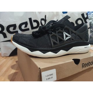 Reebok running ตัวTop สีดำ