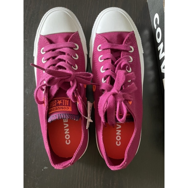 รองเท้า converse สี OX ROSE
