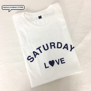 "Saturday" เสื้อยืดสกรีน สวมใส่สบาย