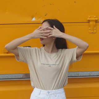 Kudsun Official X Kimco Selected  เสื้อผ้า Unisex เสื้อยืด Everything Has Beauty สีเบจ มี 2 ไซส์