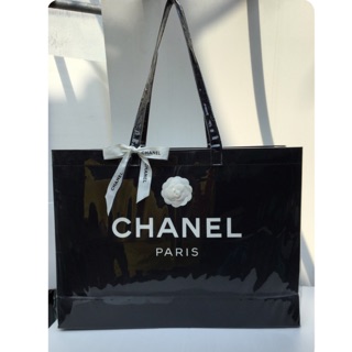 ถุงเคลือบ chanel แท้คะ ใบใหญ่