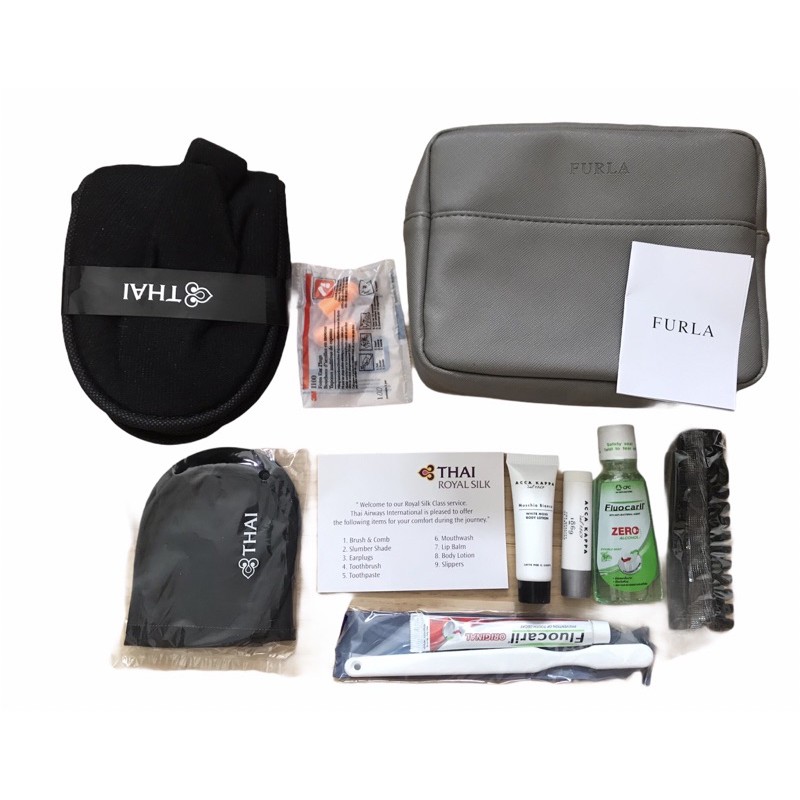 ชุด Amenity Kit กระเป๋าใส่เครื่องสำอางค์ การบินไทย Furla, Greyhound