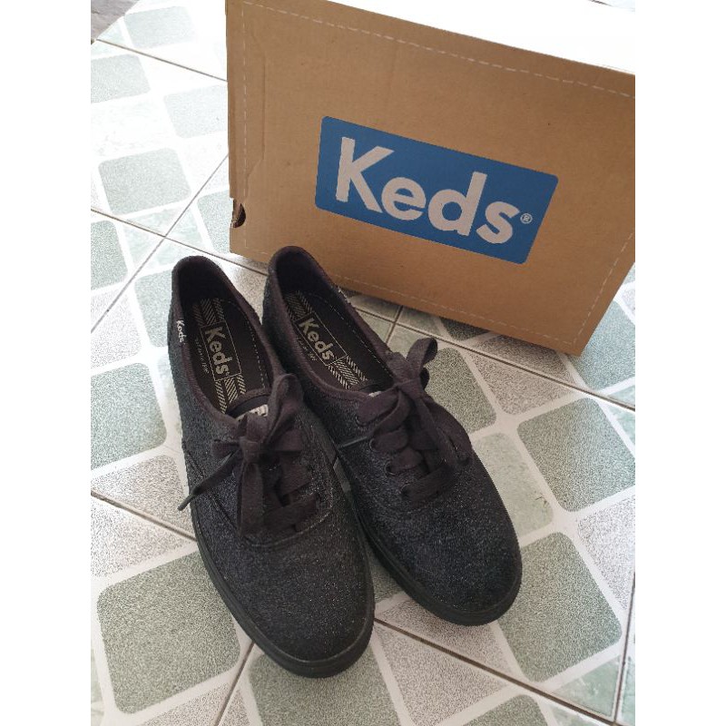 รองเท้าผ้าใบ Keds สีดำกลิตเตอร์ เบอร์ 6 US (มือสอง/สภาพใหม่มาก)