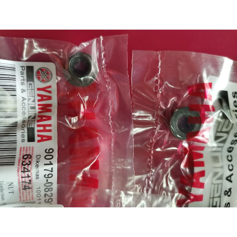 เสื้อสูบ น๊อต Blok Nat (4 ชิ้น) Yamaha RXZ 100% Yamaha Blok
