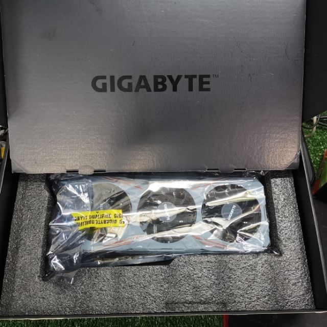GTX GIGABYTE 1080TI RGB FUSION 11G DDR5X 352BIT