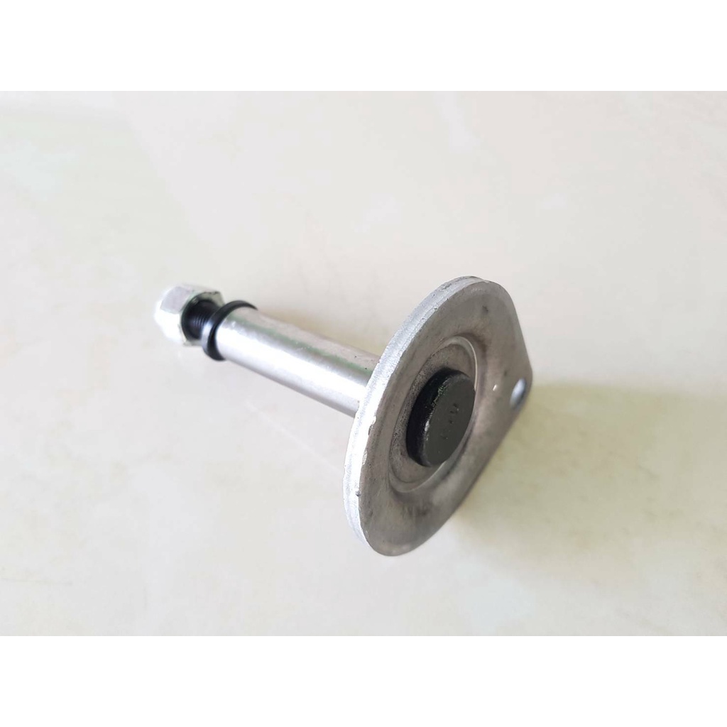สลักแหนบหน้า NISSAN BIG-M TD25,DATSUN 620,720 อันละ120บาท