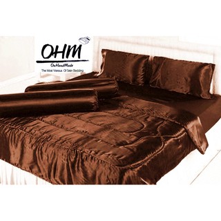 OHM ผ้าปูที่นอน ผ้าเครปซาติน 220 เส้น ขนาด 7 ฟุต 5 ชิ้น (สีน้ำตาลโกโก้)
