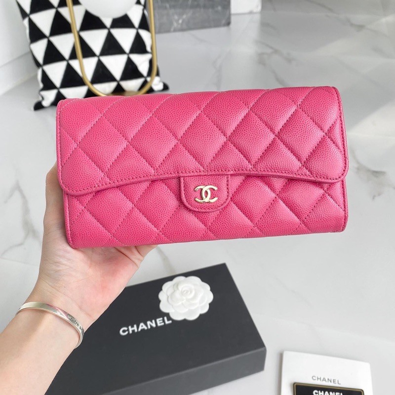 Used Chanel sarah long wallet holo 27
