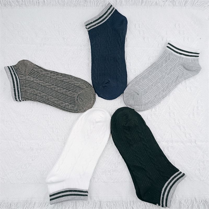 ถุงเท้าผู้ชาย  ถุงเท้าข้อสั้นดโซ่ 1แพ๊ค5คู่ - รูปที่ 5