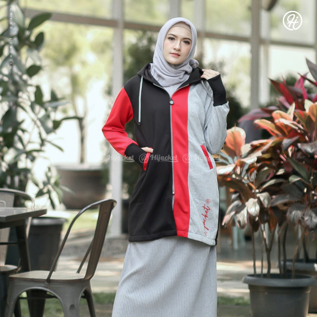 ฮิแจคเกต® เสื้อแจ็คเก็ตผู้หญิง OKSANA ดั้งเดิม, เสื้อแจ็คเก็ต HIJABER MUSLIMAH ที่แรกในอินโดนีเซีย