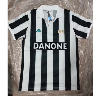 !!!เสื้อบอล AAA ย้อนยุค ยูเวนตุส ยูเว่ Kit (พร้อมส่ง)