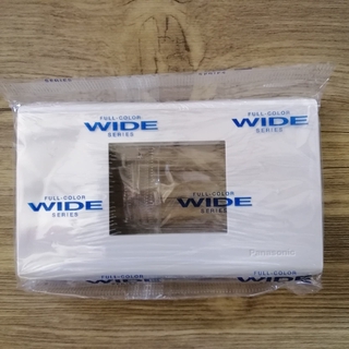 หน้ากาก2ช่องกลาง รุ่น WIDE SERIES รุ่นใหม่ ยี่ห้อ PANASONIC แท้100% ใส่ปลั๊กกาวด์เดี่ยว