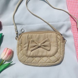 Little bag กระเป๋าสะพายเล็ก (light brown)