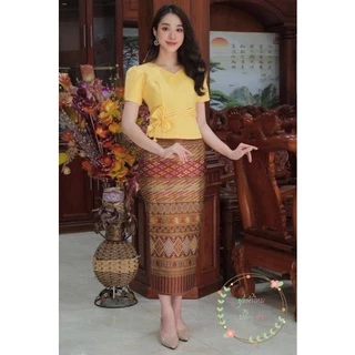เสื้อผ้าไหมอัดผ้ากาว คอวีแต่งโบว์กุหลาบ