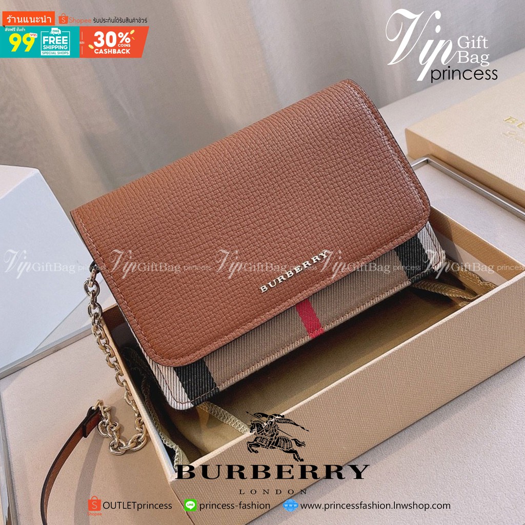 พรีเมี่ยมกิ๊ฟแท้ 💯% 】BURBERRY  CROSSBODY BAG  กระเป๋าสะพายพรีเมี่ยมกิ๊ฟรุ่นใหม่ล่าสุด Limited รุ่นฝาทรงเหลี่ยม