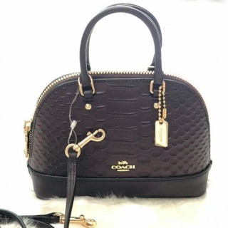 F38951 MICRO MINI SIERRA SATCHEL   สี OXBLOOD 1/LIGHT GOLD  ขนาด 7" (L) x 4.25" (H) x 2.25" (W)