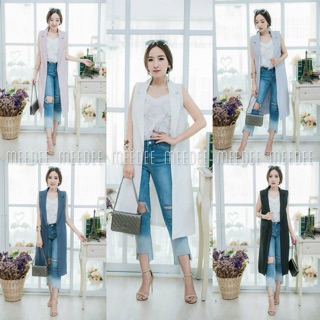 Long Sleeveless Blazer