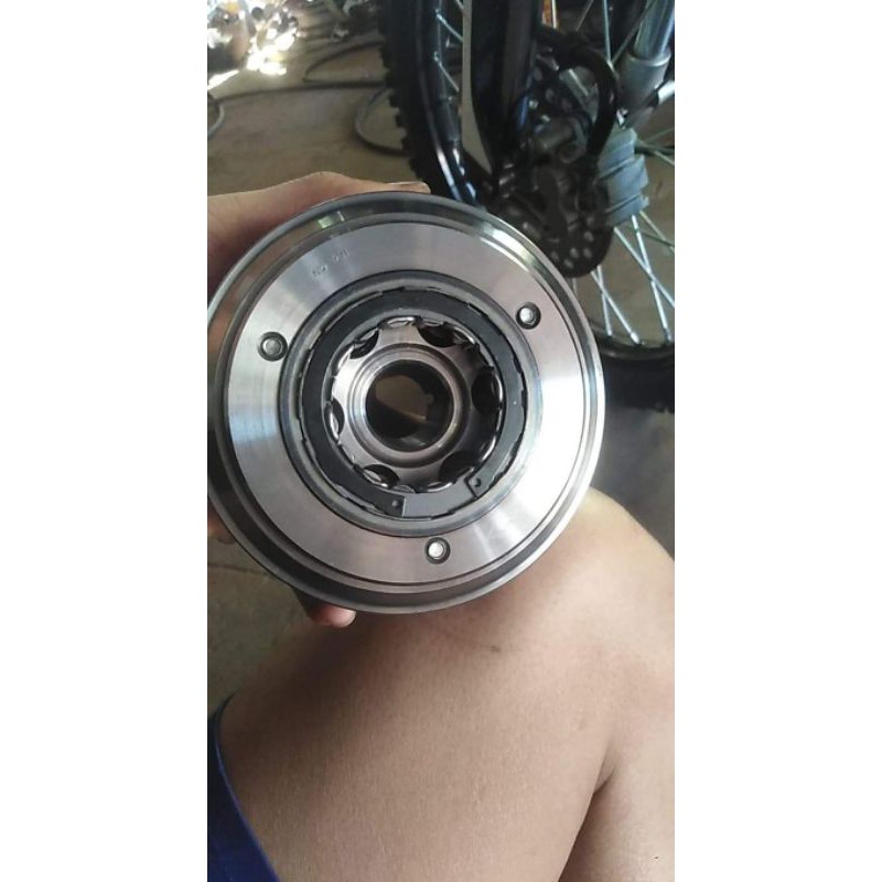 ลูกปืนวันเวย์แต่งklx125/140/150(Bfใส่ไม่ได้น่ะ)