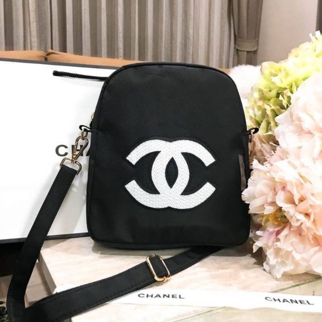 Chanel Shoulder Bag Gift With Purchase (GWP) กระเป๋าสะพายพรีเมี่ยมเเท้