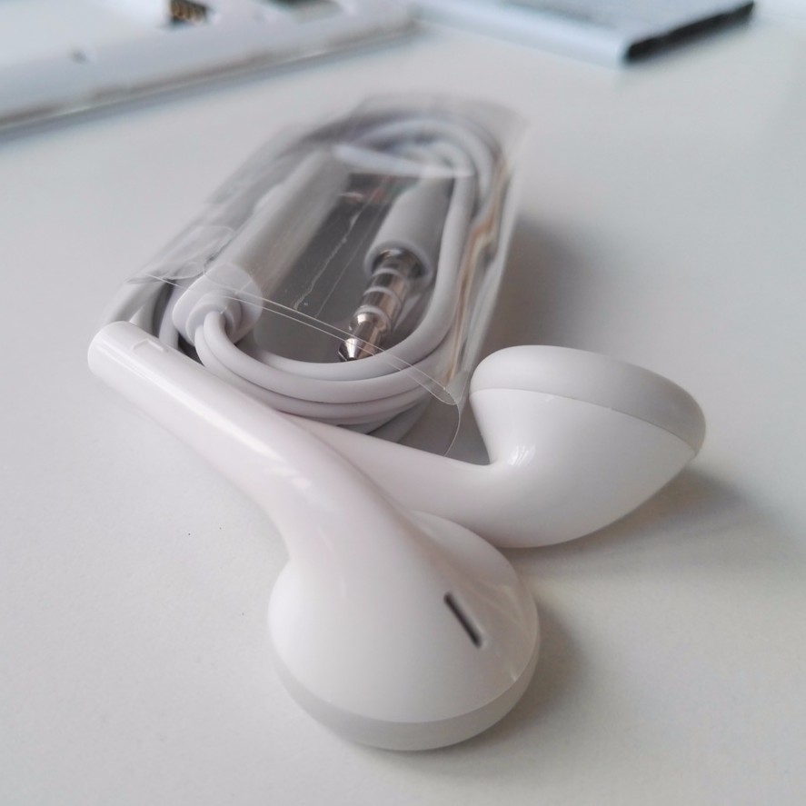 Vivo XE100 หูฟังear bud with Mic ของแท้ รองรับ Vivo เเละ smartphones รุ่นอื่นๆ