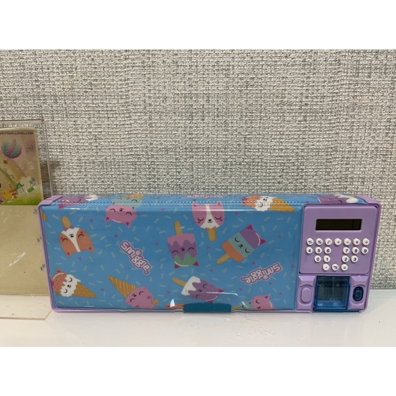 กล่องดินสอ Smiggle สภาพ85% เครื่องคิดเลขติดค่ะ