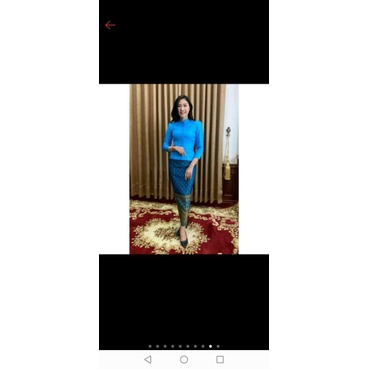 จิตรลดาสีฟ้าเข้ม ช่างคนไทยตัดเย็บ - รูปที่ 3