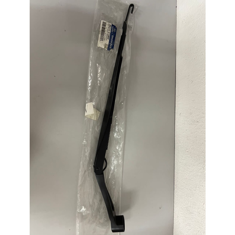 FRONT WIPER ARM RIGHT HYUNDAI SONATA LF > 98311-C1900