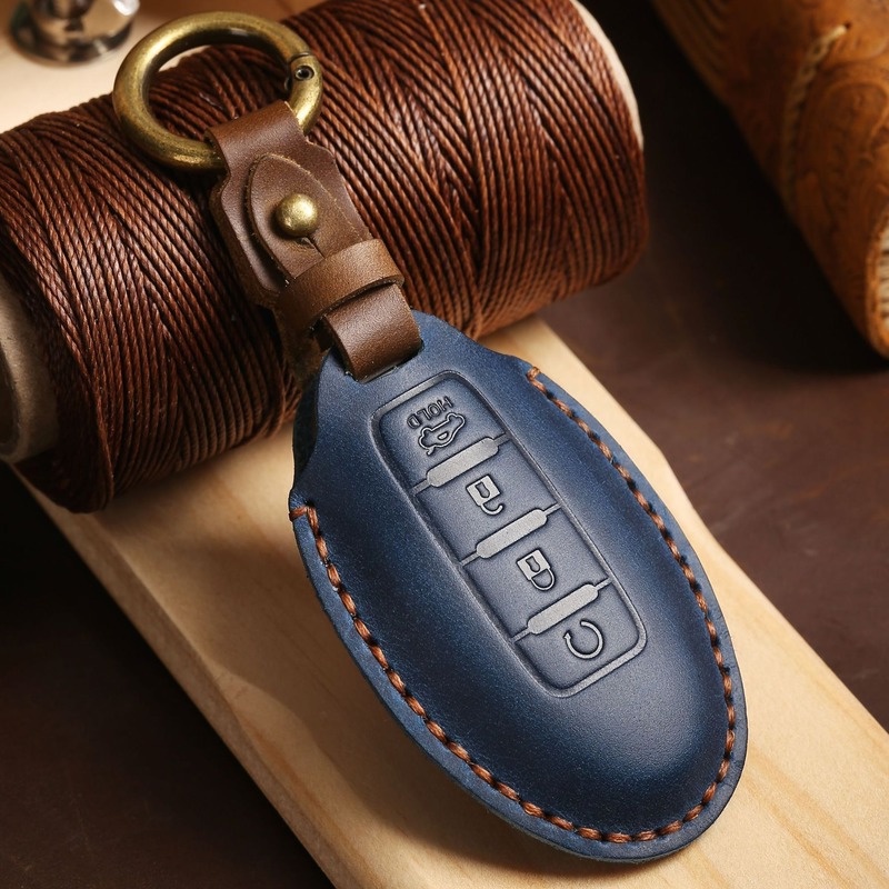 Nissan Teana Crazy Horse Leather Car Key Case Sylphy Bluebird Qijun Tiida Loulan Vintage Key Case