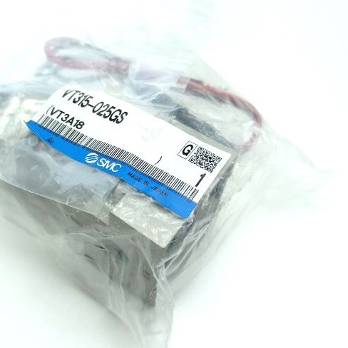 พร้อมส่ง,(A)Unused, VT315-025GS 3-port solenoid valve ,โซลินอยด์วาล์ว 3 พอร์ต สเปค DC24V RC1/4 ,SMC 