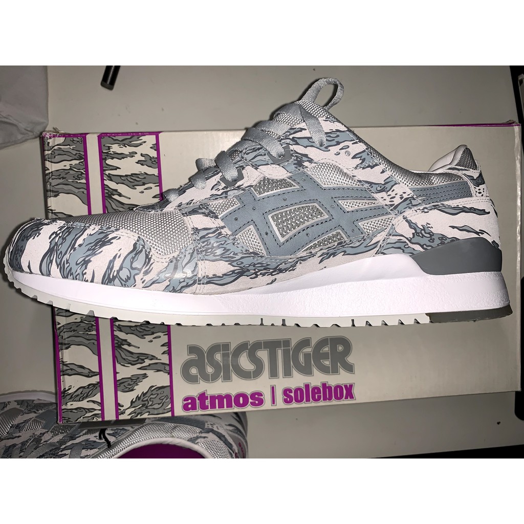 solebox atmos asics