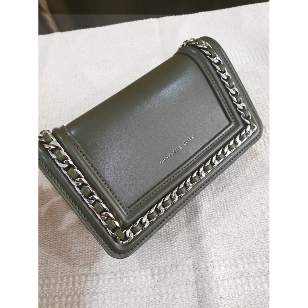 charles & keith chain detail clutch