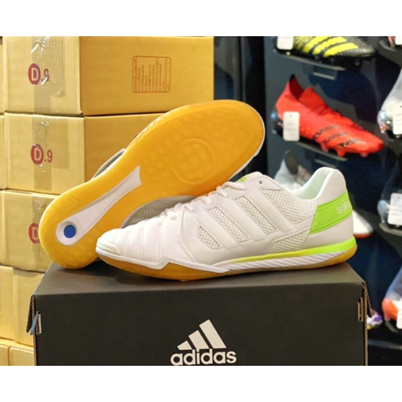รองเท้าฟุตซอล Adidas Sala
