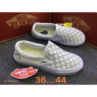 รองเท้าผ้าใบL v vans shoes