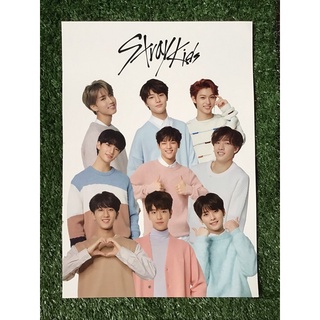 โปสเตอร์วง Straykids ขั้นต่ำ 2 ใบ