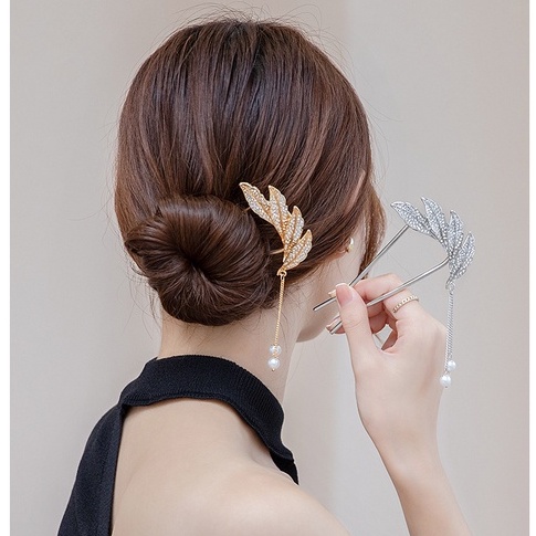 พร้อมส่งจากไทย ปิ่นปักผม ปิ่นผมปีกนกประดับมุกเพชร แวววาวระยับระยับ สวยหรู  กิ๊บติดผม กิ๊บผม กิ๊บออกงาน