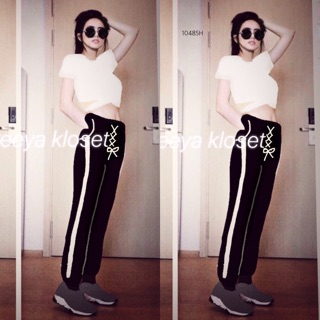 ชุดเซ็ตเสื้อยืดแต่งไขว้+กก.วอร์มเจาะตาไก่
