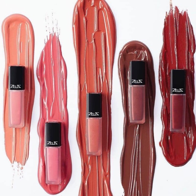 Zues ลิปแมทเนื้อเนียน