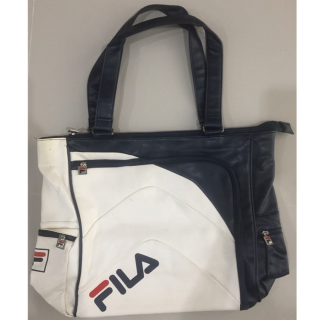 กระเป๋า FILA สะพายข้างแท้ 100% (มือสอง)