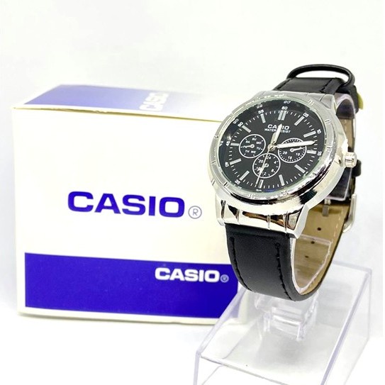 ดู CASlO 💖ฟรีกล่อง นาฬิกาข้อมือชายและหญฺิง กันน้ำ นาฬิกาcasioผู้ชาย นาฬิกาข้อมือคาสิโอ้ สายหนัง สีน้ำตาลดำ ระบบเข็ม RC6