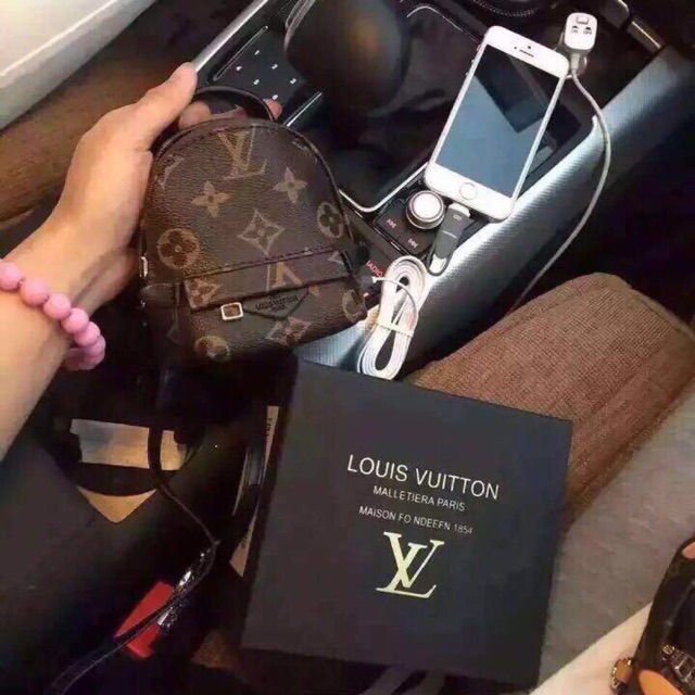 Luis Vuitton power bank 8,000mAh