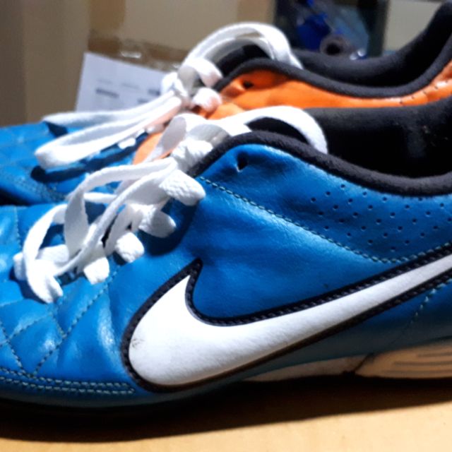 ###ลดราคา###รองเท้า Nike Tiempo ร้อยปุ่มสี น้ำเงิน/ส้ม size41/26.0cm