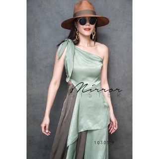 SET of FaRFeTTi•• ชุดเซ็ทสวยแซ่บ ใครใส่ก็เก๋ ช่วงบนเป็นเสื้อไหล่เดียวช่วงไหล่ผูกโบว์ได้เองตามระดับที่ใช่