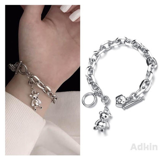 [Adkin] สร้อยข้อมือรูปหมีสไตล์ฮิปฮอปล้อแม็กสำหรับผู้หญิง / ผู้ชาย 363