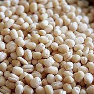 White Urad Dal 1kg (ถั่วแขกเม็ด)
