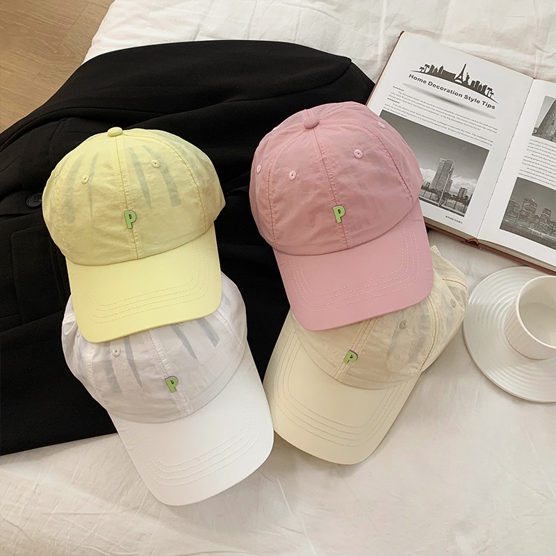 หมวกเบสบอล แบบบาง ระบายอากาศได้ดี พิมพ์ลายตัวอักษร แบบแห้งเร็ว แฟชั่นฤดูร้อน สไตล์เกาหลี สําหรับผู้ชาย และผู้หญิง