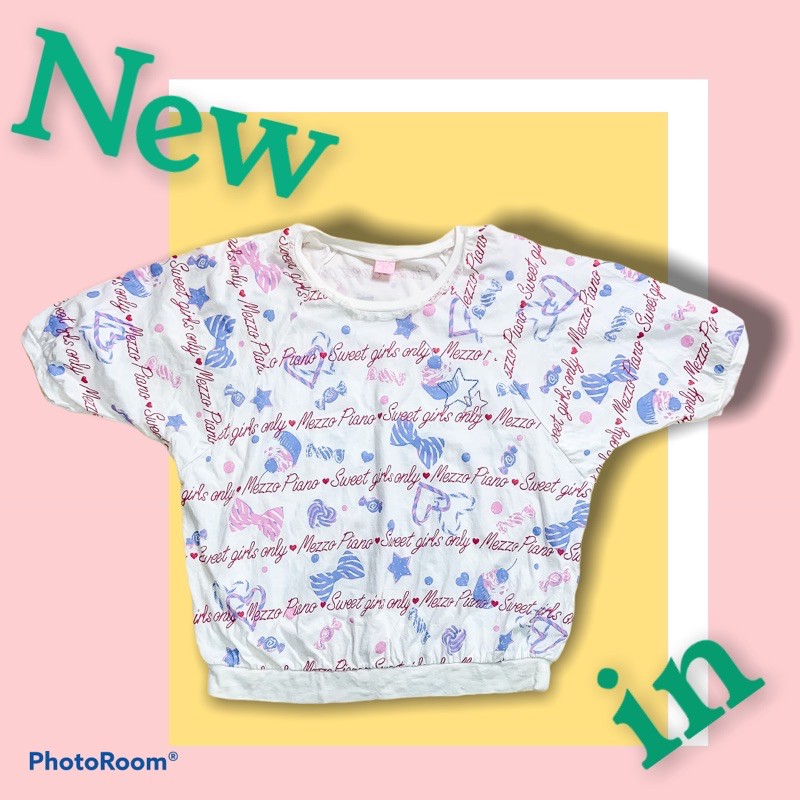 เสื้อแบรนด์ Mezzo piano สีขาวน่ารักมากๆค่ะแกะกระสอบคัดเองค่ะ